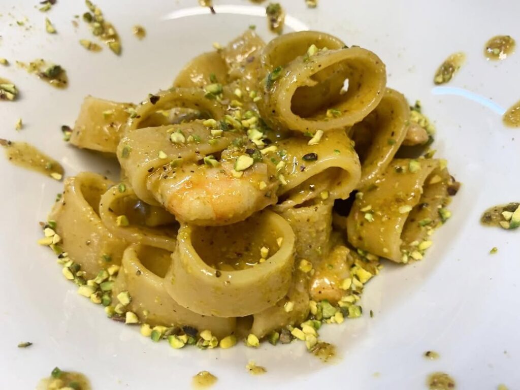 SnapInsta.to_362889104_1018565705825248_4421238384941512473_n